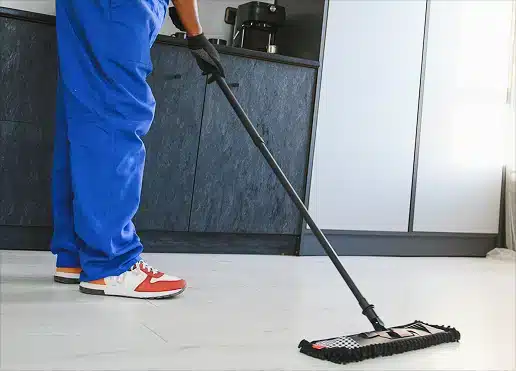 educational-facility-cleaning-services-faqs-section-img